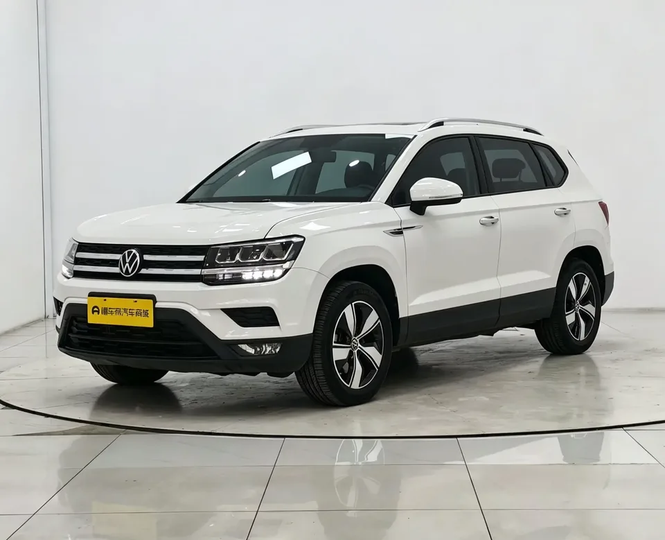 Volkswagen Tharu tuyue 2022 280TSI 2WD Comfort Edition 2022 — photo 1, buy with delivery to Moscow