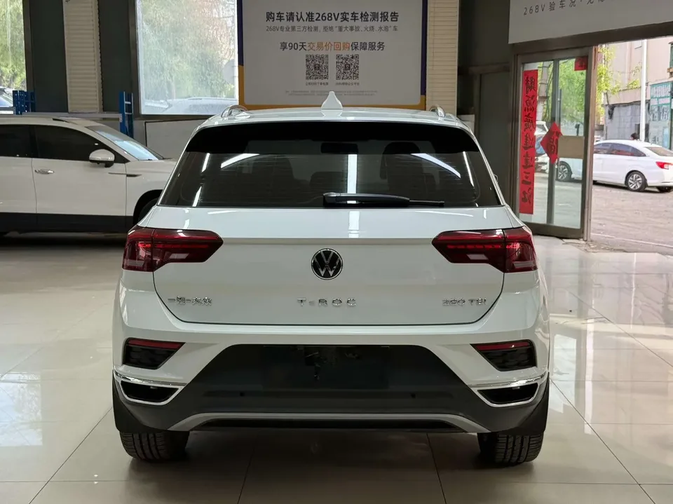 Volkswagen T-Roc TANG 2022 280TSI DSG 2WD Comfort PLUS 2022 — thumbnail 2
