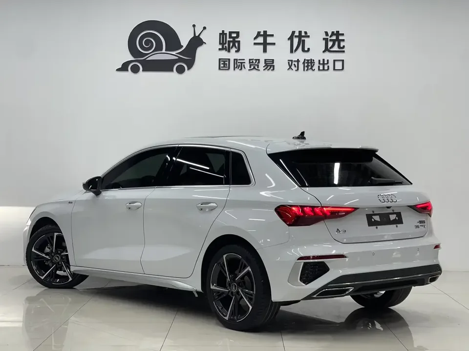 Audi A3 Audi A3 2022 Sportback 35 TFSI Stylish and sporty 2023 — thumbnail 4