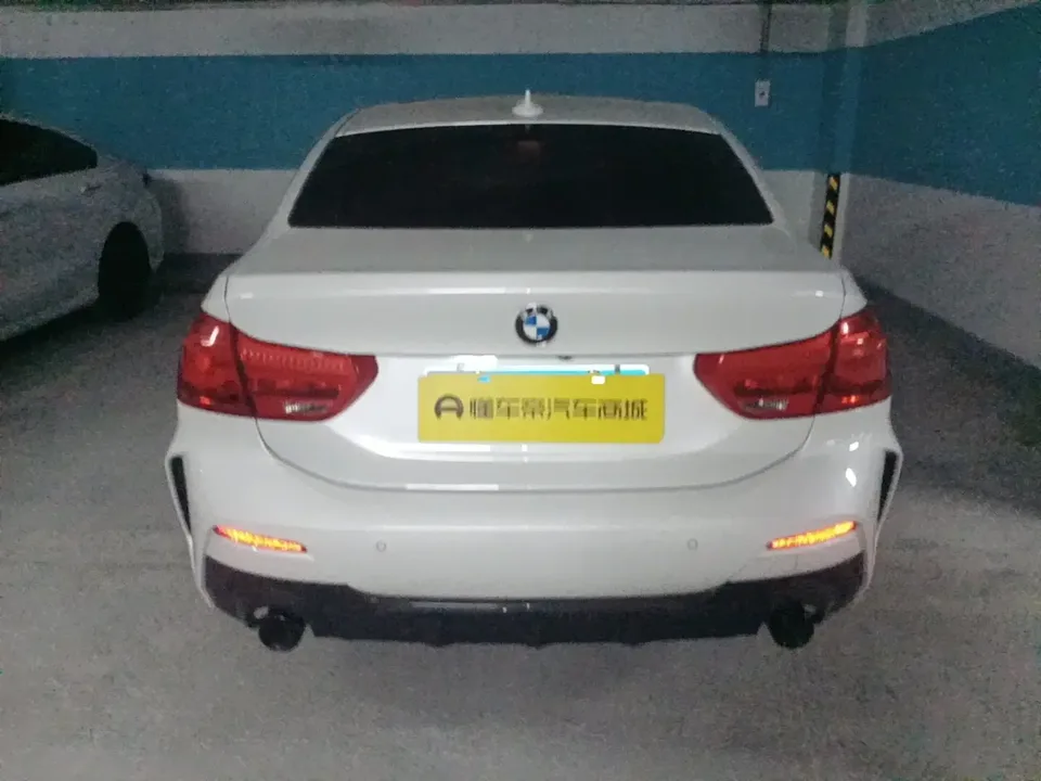 BMW 1 Series BMW 1 Series 2021 120i M Sport Night Edition 2022 — thumbnail 2
