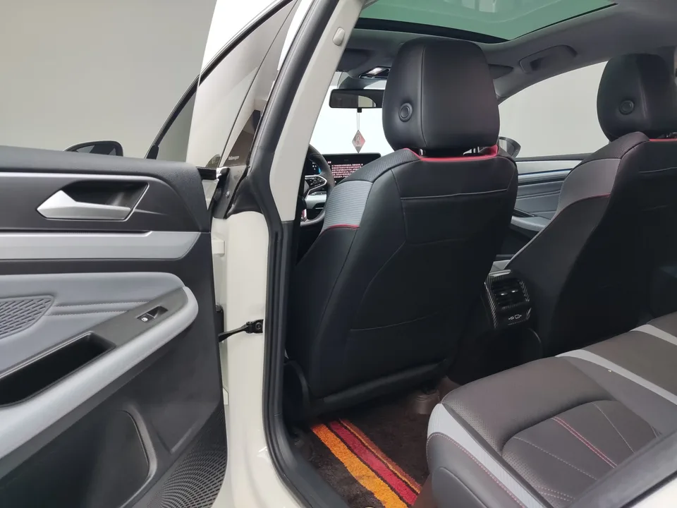 Volkswagen Lamando Lingdu 2023 Lingdu L 280TSI DSG Cool Edition 2023 — thumbnail 5