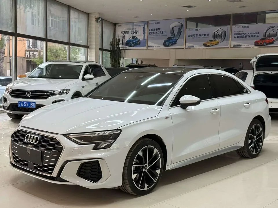 Audi A3 Audi A3 2022 A3L Limousine 35 TFSI Stylish Sports 2023 — photo 1, buy with delivery to Moscow