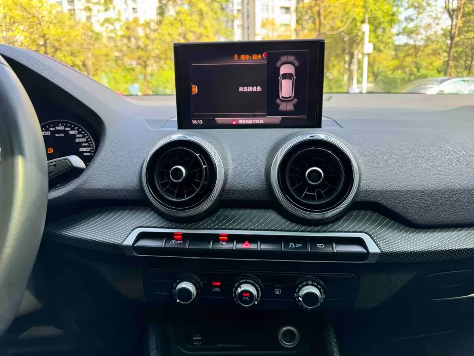 Audi Q2L Audi Q2L 2022 35 TFSI Progressive Dynamic 2022 — thumbnail 4