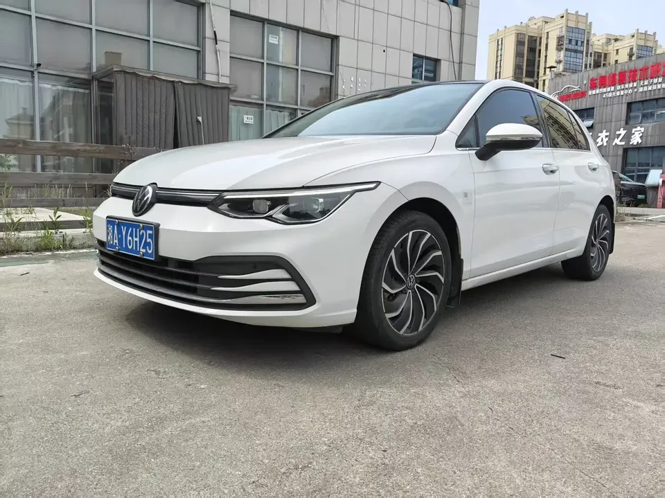 Volkswagen Golf golf 2021 280TSI DSG Pro 2022 — photo 1, buy with delivery to Moscow
