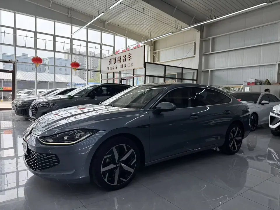 Volkswagen Lamando Lingdu 2022 Lingdu L 280TSI DSG Cool Edition 2022 — photo 1, buy with delivery to Moscow