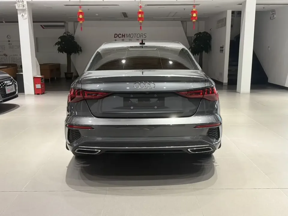 Audi A3 Audi A3 2022 A3L Limousine 35 TFSI Stylish Sports 2022 — миниатюра 2
