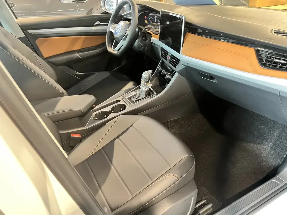 Volkswagen Bora Bora 2026 200TSI DSG Joyride Navigation Edition 2026 — thumbnail 3