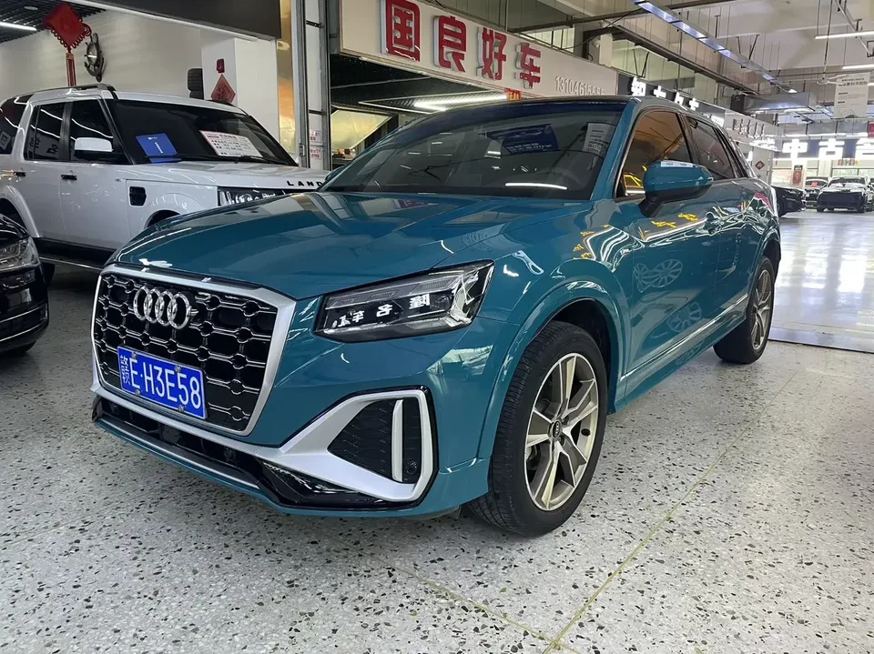 Audi Q2L Audi Q2L 2022 35 TFSI Stylish Dynamic 2022 — photo 1, buy with delivery to Moscow