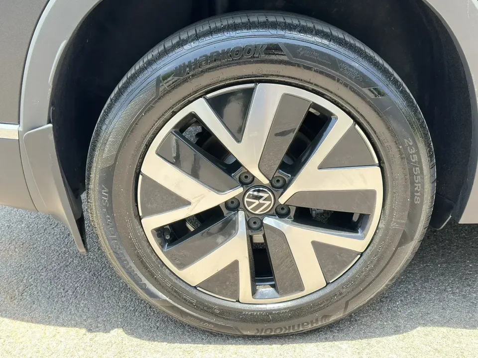 Volkswagen Tayron Tanyue 2024 330TSI 2WD Luxury Plus Advanced Edition 2024 — thumbnail 3