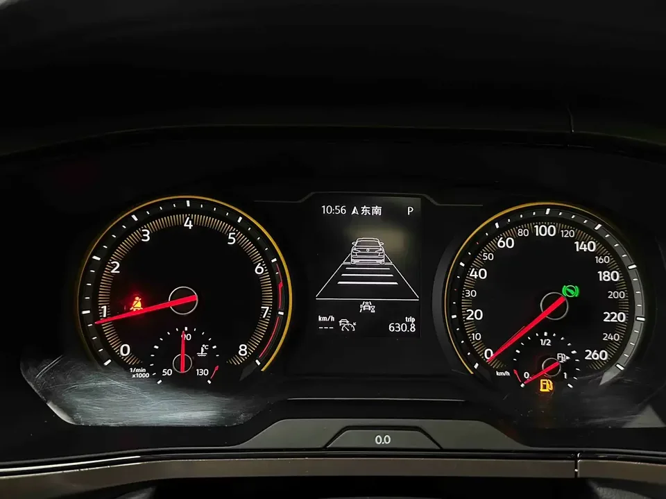Volkswagen Tharu tuyue 2021 280TSI 2WD Luxury Edition PLUS 2022 — thumbnail 5