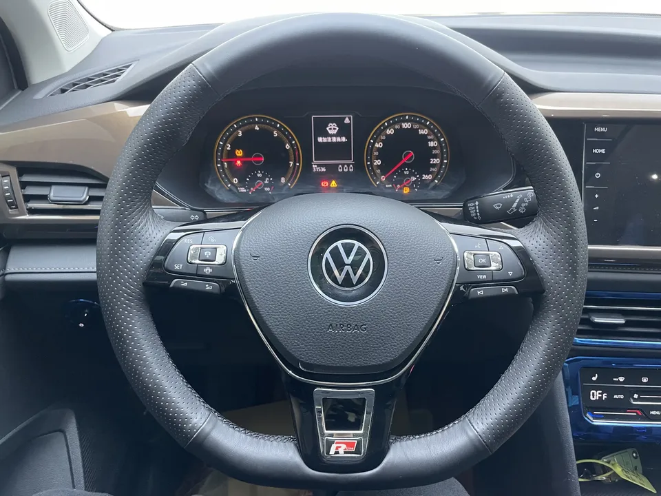 Volkswagen Tharu tuyue 2021 280TSI 2WD Luxury Edition PLUS 2022 — thumbnail 5