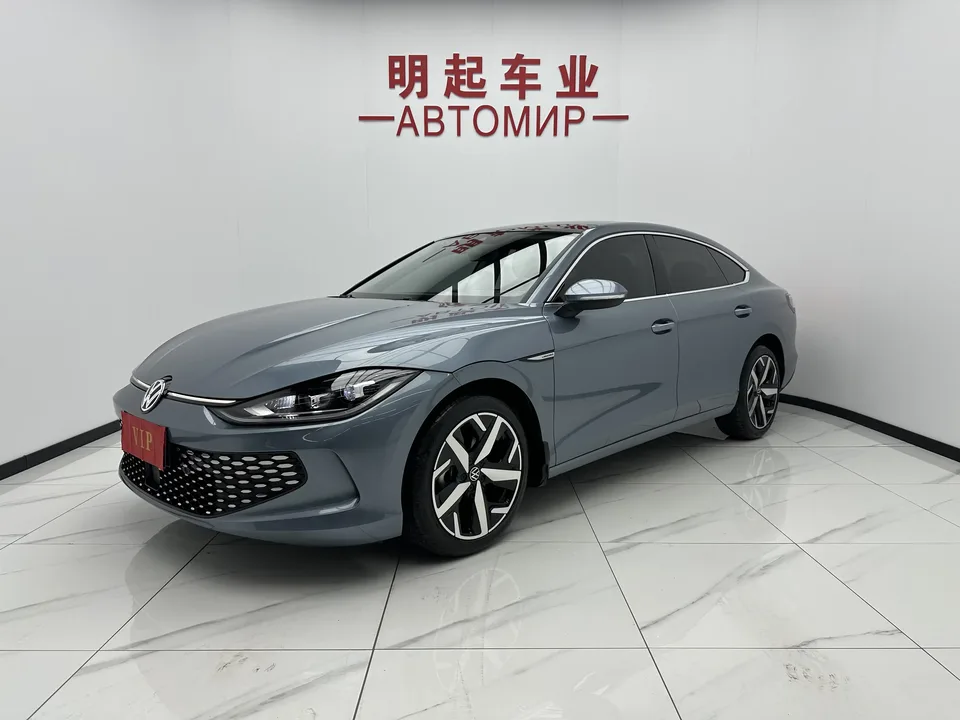 Volkswagen Lamando Lingdu 2023 Lingdu L 280TSI DSG Cool Edition 2023 — photo 1, buy with delivery to Moscow
