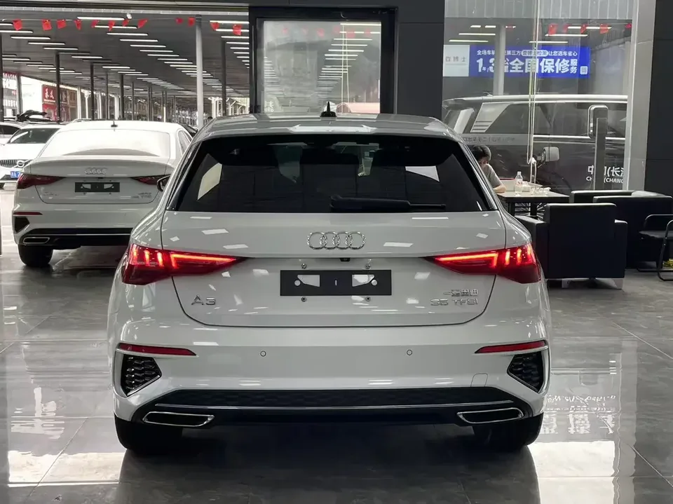 Audi A3 Audi A3 2022 Sportback 35 TFSI Stylish and sporty 2023 — thumbnail 2