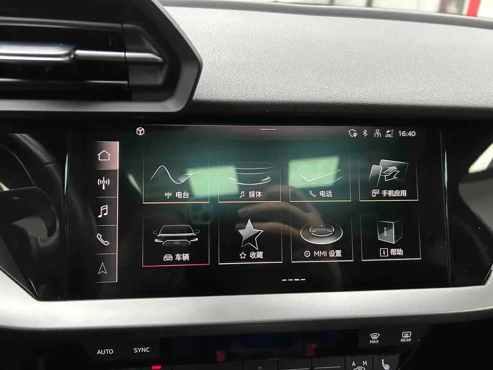 Audi A3 Audi A3 2022 Sportback 35 TFSI Stylish and sporty 2022 — thumbnail 3