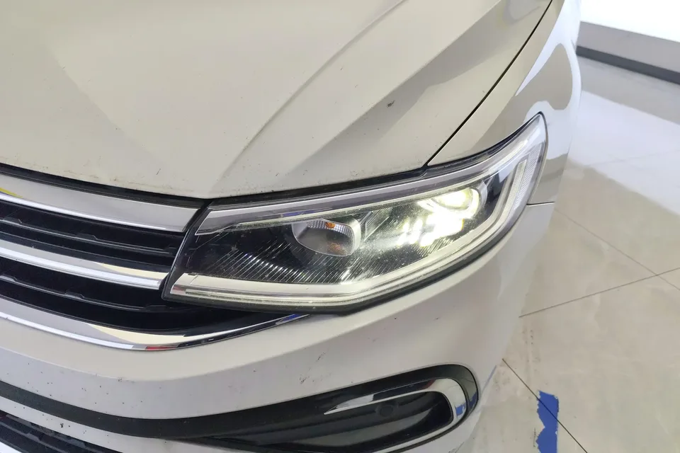 Volkswagen Bora Bora 2023 200TSI DSG Joy Travel PRO Edition 2023 — thumbnail 2