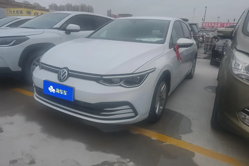 Volkswagen Golf golf 2021 200TSI DSG 2023 — photo 1, buy with delivery to Moscow