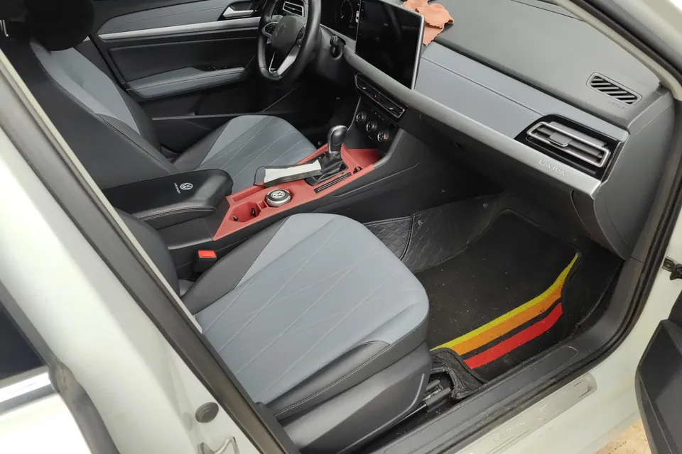 Volkswagen Lavida Lavida 2023 Modified 1.5L Automatic 5 million version 2023 — thumbnail 2