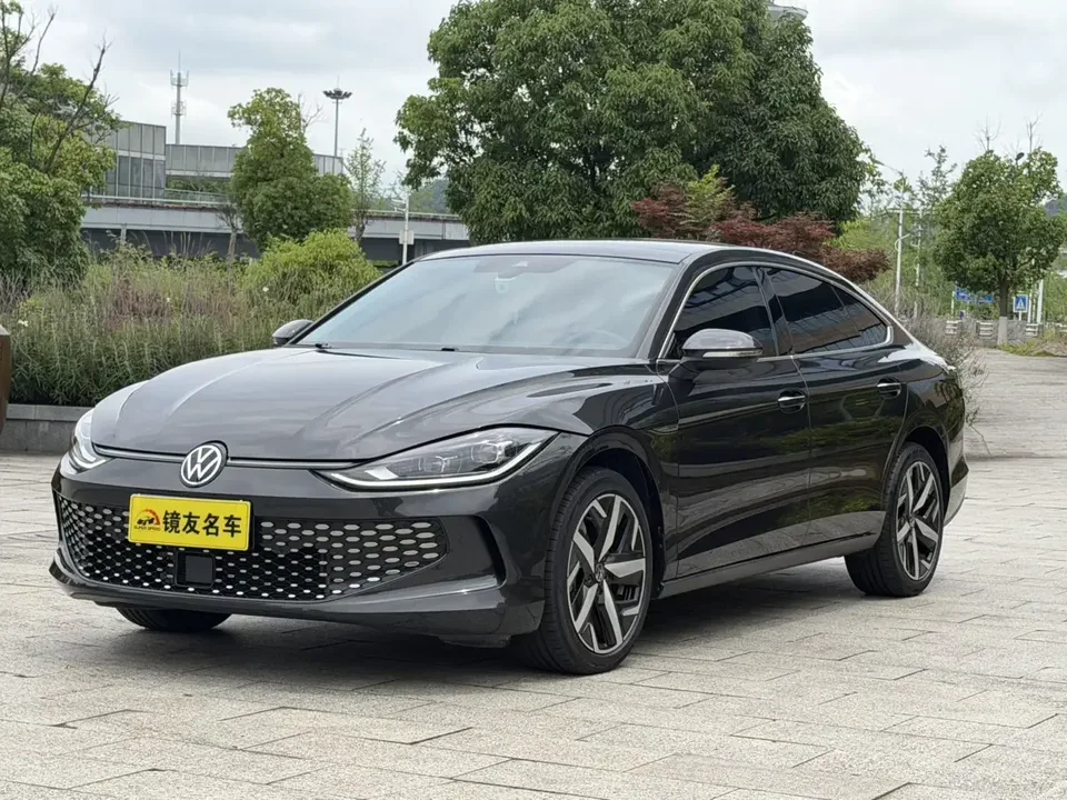 Volkswagen Lamando Lingdu 2024 Lingdu L 280TSI DSG Cool Edition 2024 — photo 1, buy with delivery to Moscow