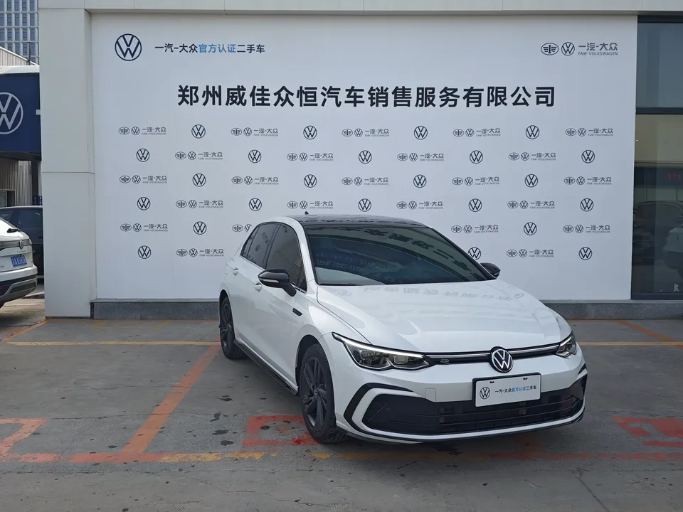 Volkswagen Golf golf 2023 280TSI DSG R-Line facelift 2024 — thumbnail 4
