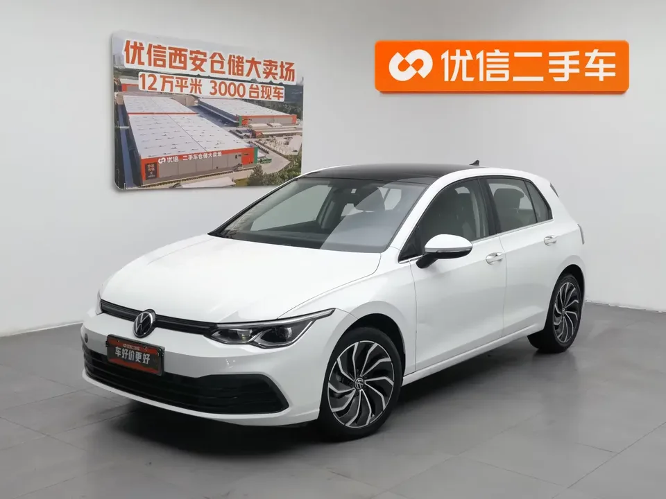 Volkswagen Golf golf 2021 280TSI DSG Pro 2022 — photo 1, buy with delivery to Moscow