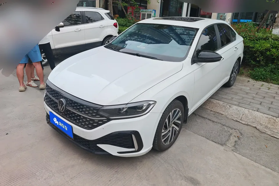 Volkswagen Lavida Lavida 2023 280TSI DSG Starry Sky Edition 2023 — photo 1, buy with delivery to Moscow