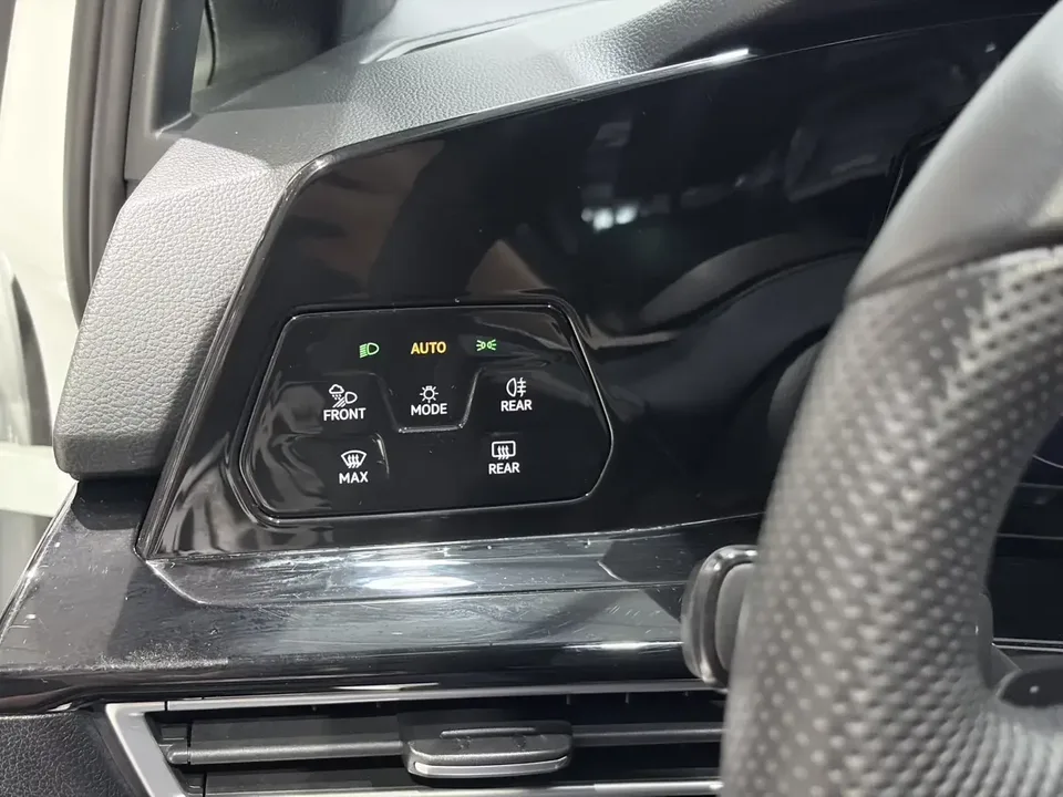 Volkswagen Golf golf 2023 280TSI DSG R-Line Lite 2023 — thumbnail 4