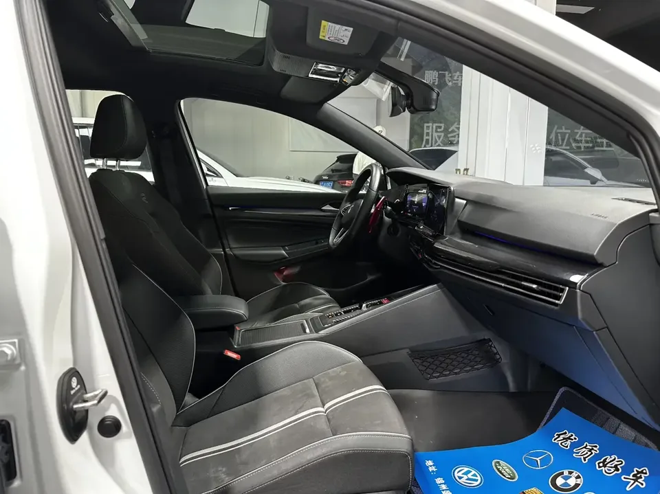Volkswagen Golf golf 2023 280TSI DSG R-Line Lite 2024 — thumbnail 5