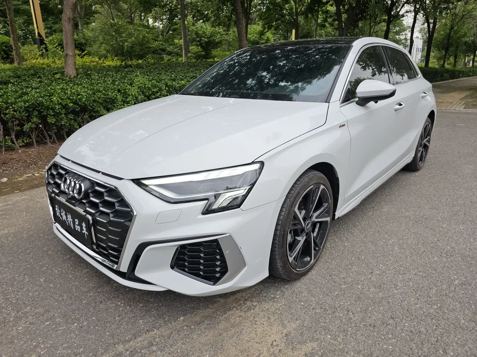 Audi A3 Audi A3 2023 Sportback 35 TFSI facelift: stylish and sporty 2024 — photo 1, buy with delivery to Moscow