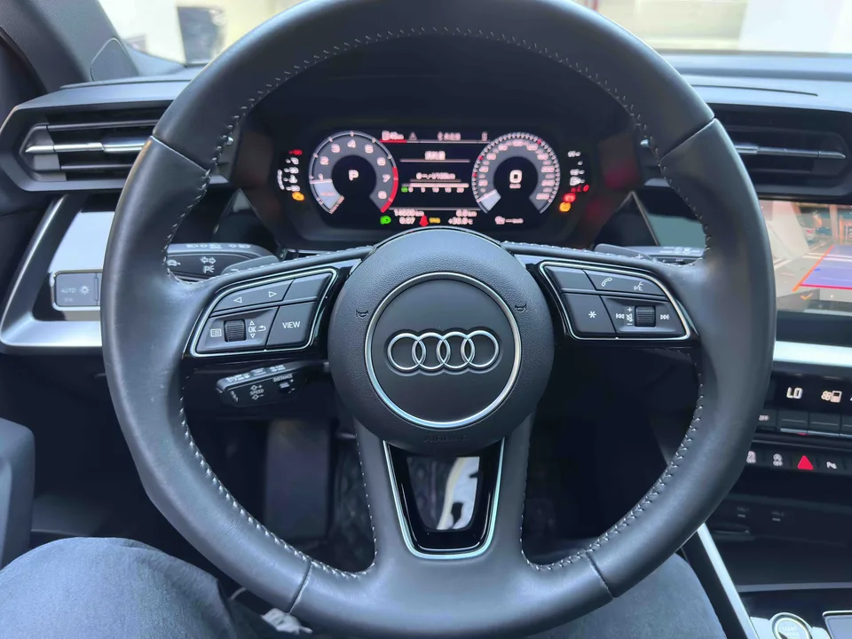 Audi A3 Audi A3 2022 Sportback 35 TFSI Stylish and sporty 2022 — thumbnail 5