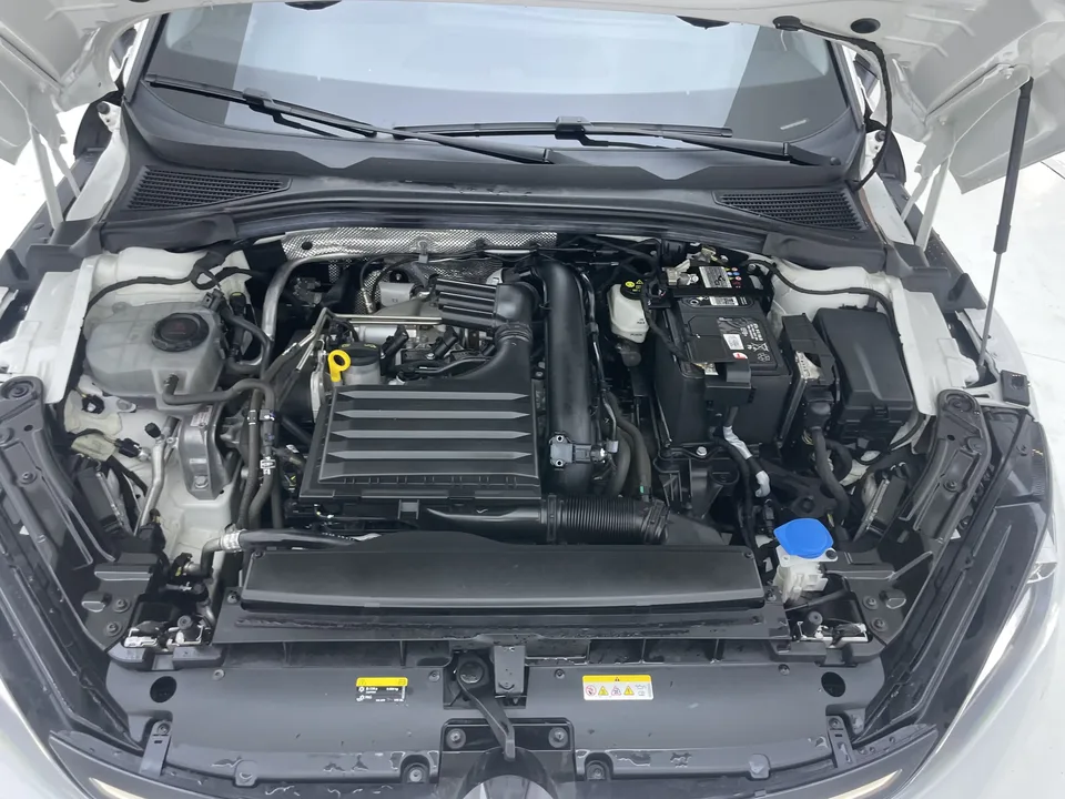 Volkswagen Lamando Lingdu 2023 Lingdu L 280TSI DSG Cool Edition 2024 — thumbnail 3