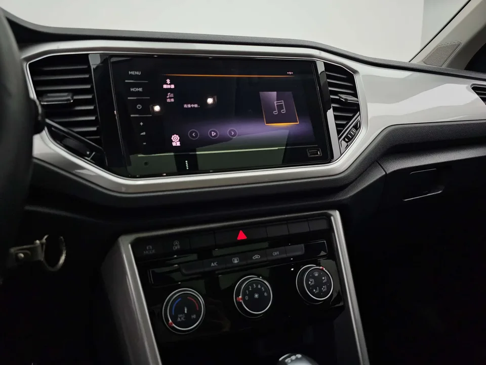 Volkswagen T-Roc TANG 2021 280TSI DSG 2WD Elite Smart Edition 2022 — thumbnail 3