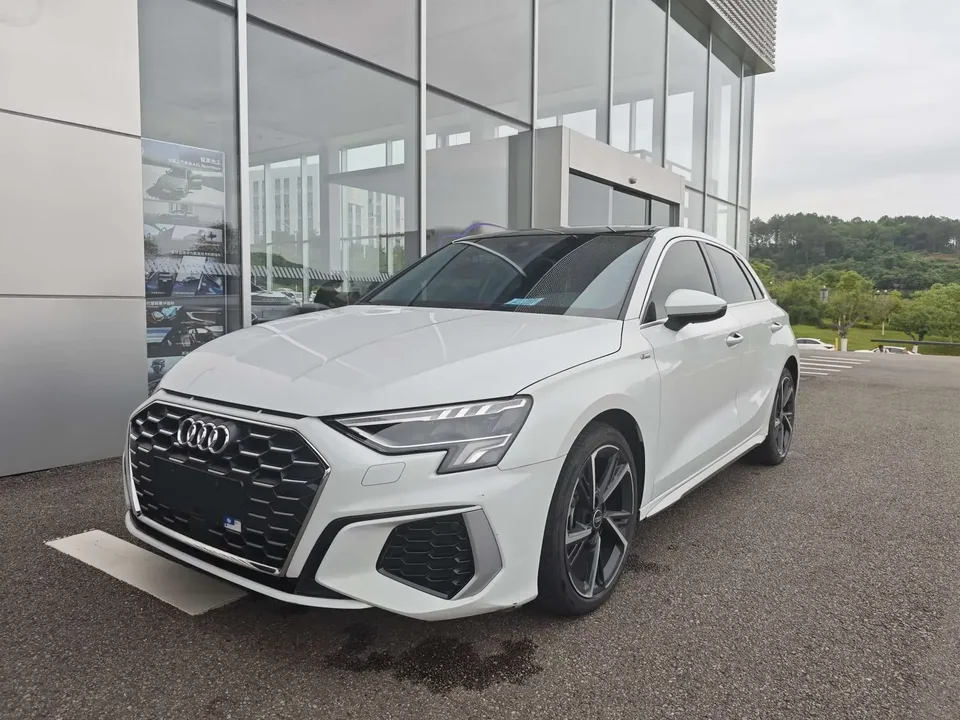Audi A3 Audi A3 2024 Sportback 35 TFSI Stylish and sporty 2024 — photo 1, buy with delivery to Moscow