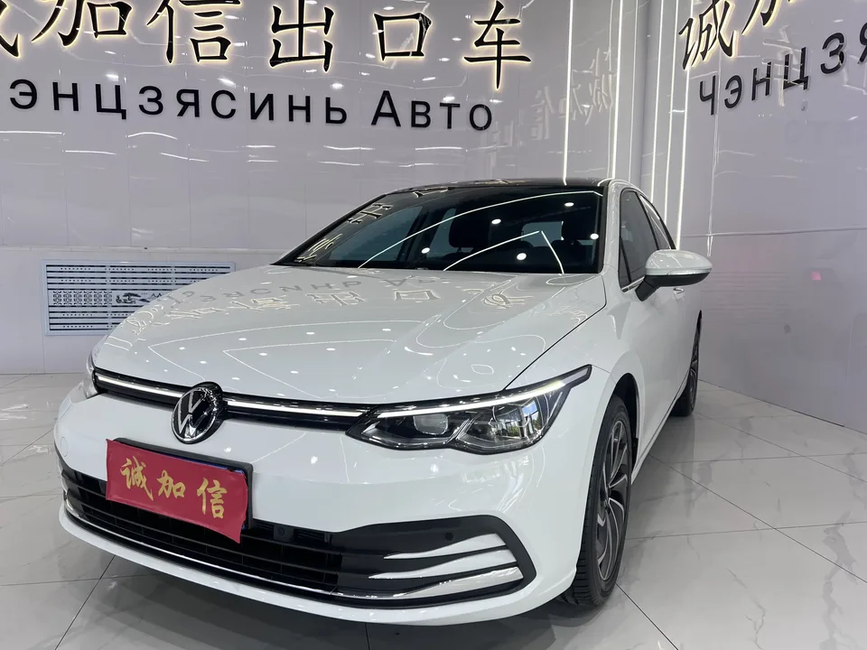 Volkswagen Golf golf 2023 280TSI DSG Pro 2023 — photo 1, buy with delivery to Moscow