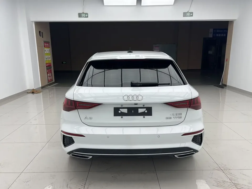 Audi A3 Audi A3 2022 Sportback 35 TFSI Stylish and sporty 2022 — thumbnail 2