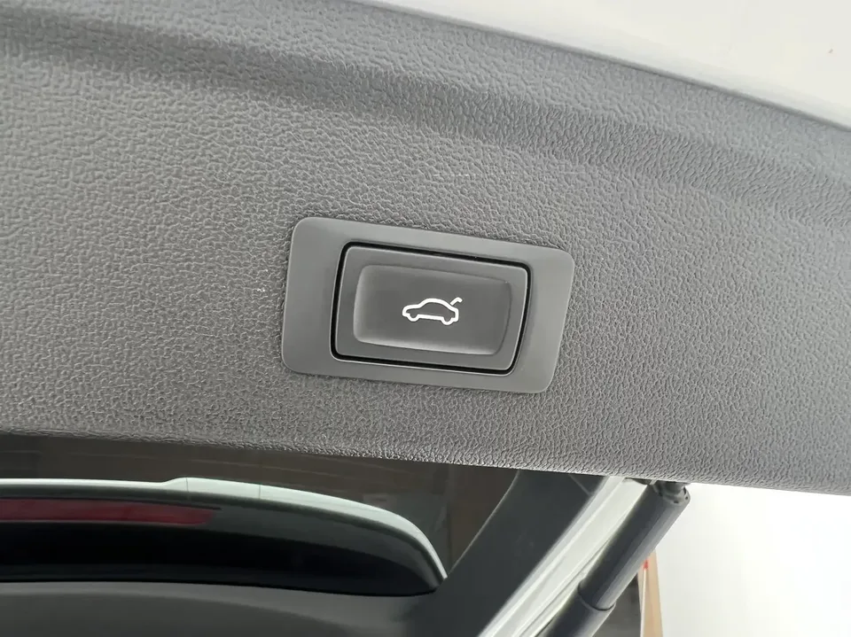 Audi A3 Audi A3 2022 Sportback 35 TFSI Stylish and sporty 2022 — thumbnail 3