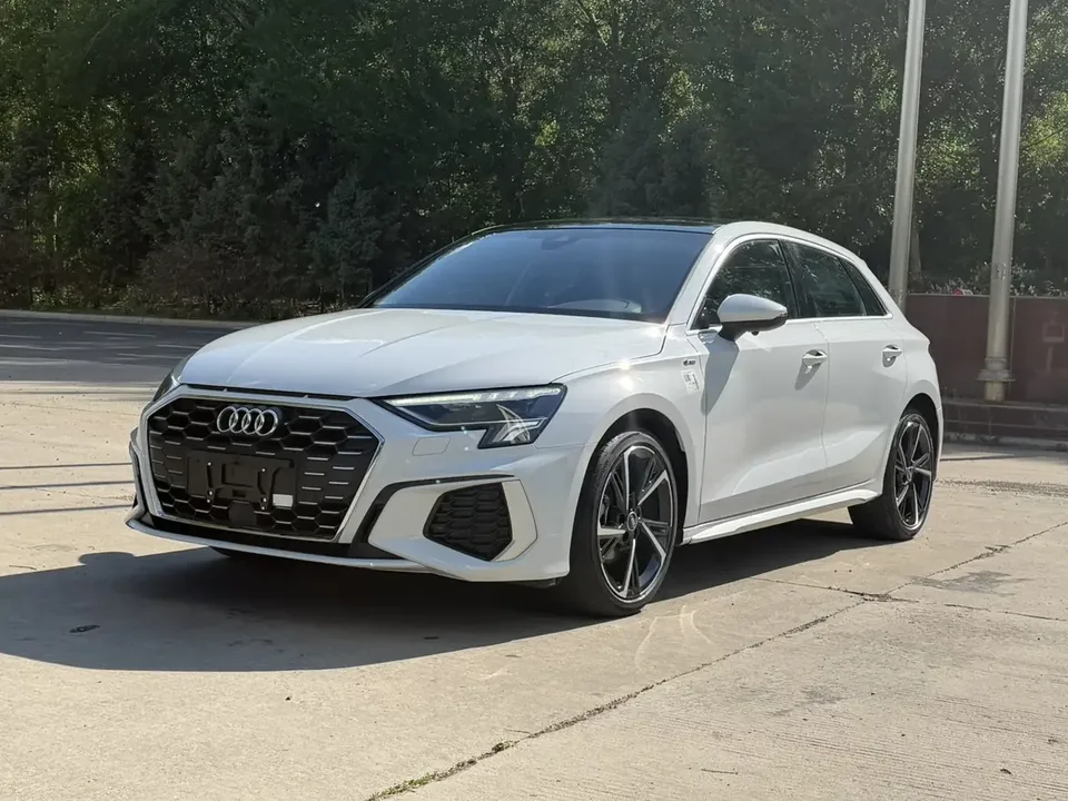 Audi A3 Audi A3 2023 Sportback 35 TFSI Stylish and sporty 2023 — photo 1, buy with delivery to Moscow