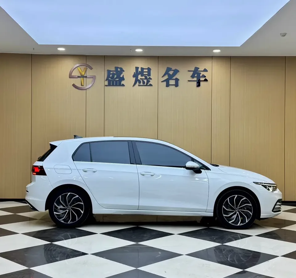 Volkswagen Golf golf 2023 280TSI DSG Pro 2024 — thumbnail 2