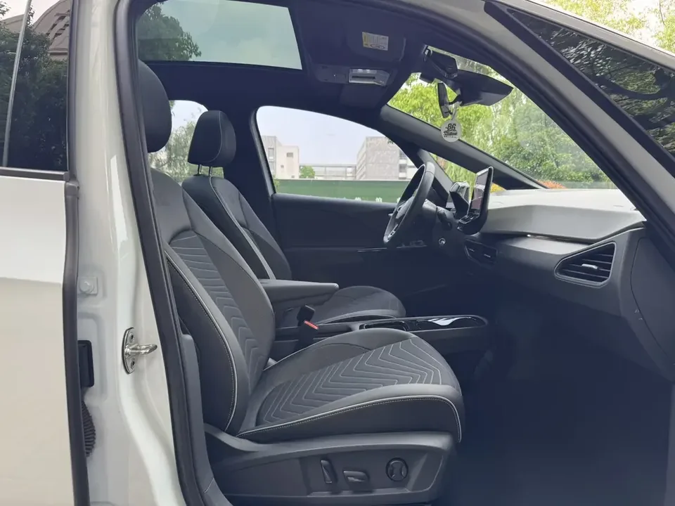 Volkswagen ID.3 Volkswagen ID.3 2023 Upgraded Pure Smart Edition 2023 — thumbnail 4