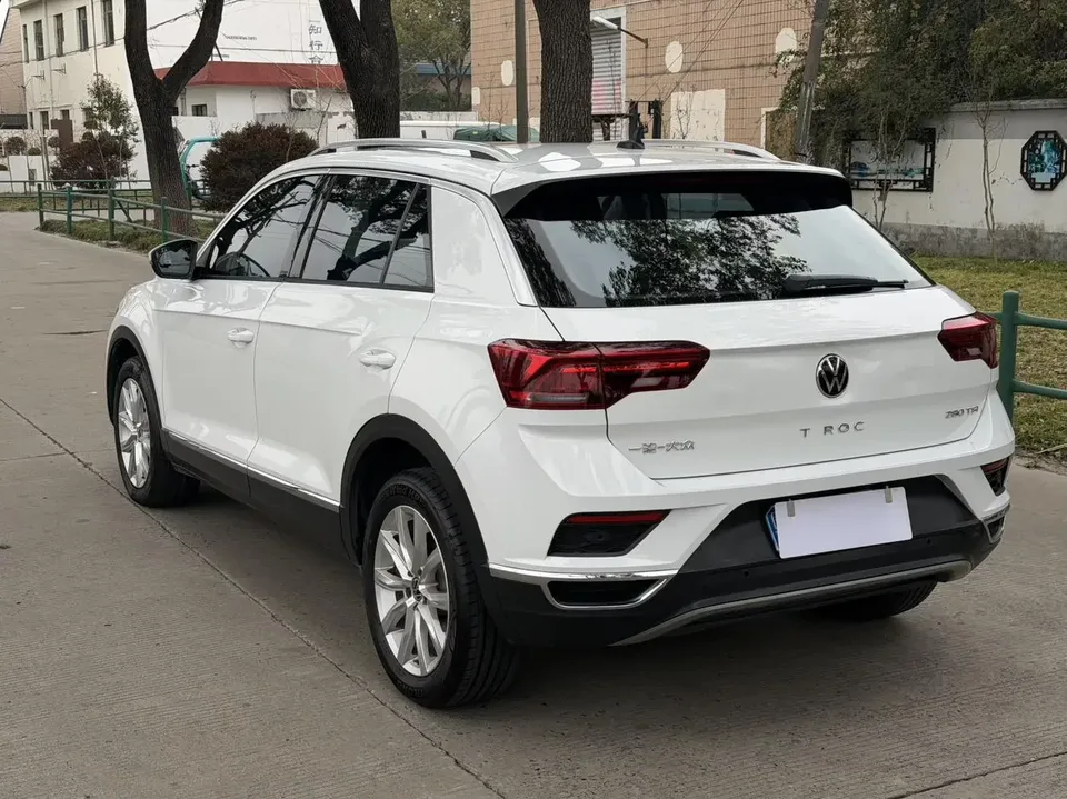 Volkswagen T-Roc TANG 2022 280TSI DSG 2WD Elite PLUS 2023 — thumbnail 2