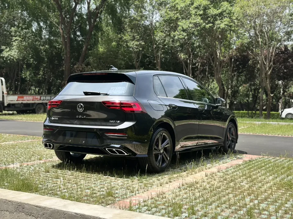 Volkswagen Golf golf 2021 280TSI DSG R-Line 2022 — thumbnail 4