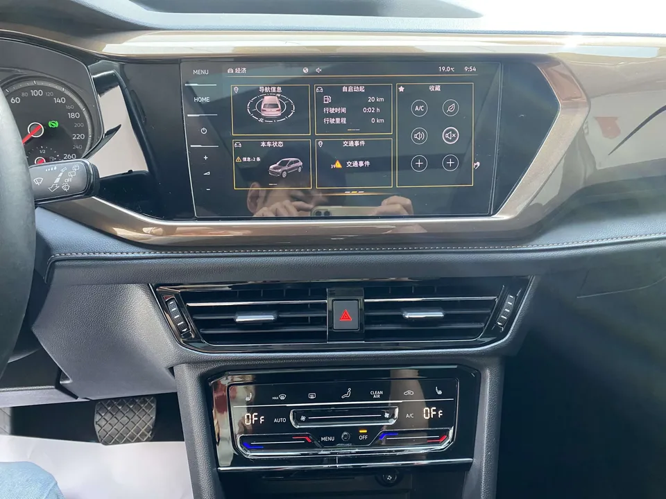 Volkswagen Tharu tuyue 2021 280TSI 2WD Deluxe Edition 2022 — thumbnail 5