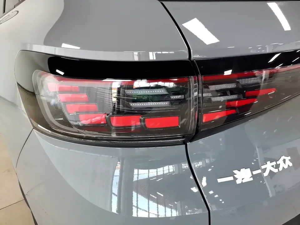 Volkswagen ID.4 Crozz ID.4 CROZZ 2026 Pure 2025 — thumbnail 4