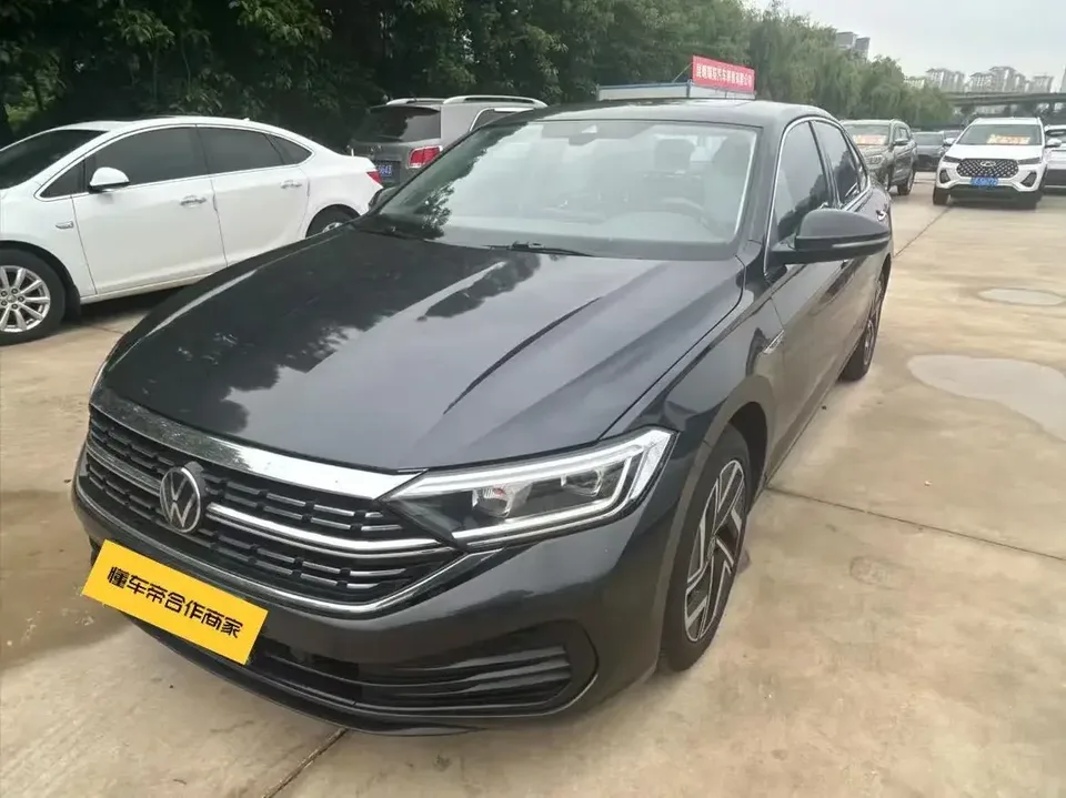 Volkswagen Sagitar Sagitar 2023 200TSI DSG Flying Edition 2023 — photo 1, buy with delivery to Moscow