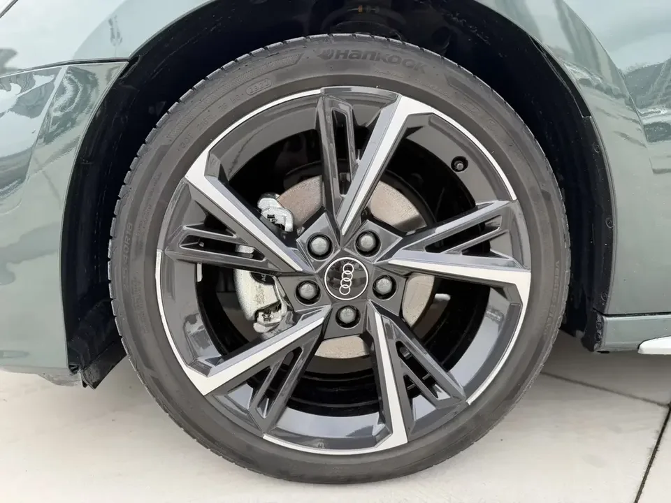 Audi A3 Audi A3 2022 Sportback 35 TFSI Stylish and sporty 2022 — thumbnail 3