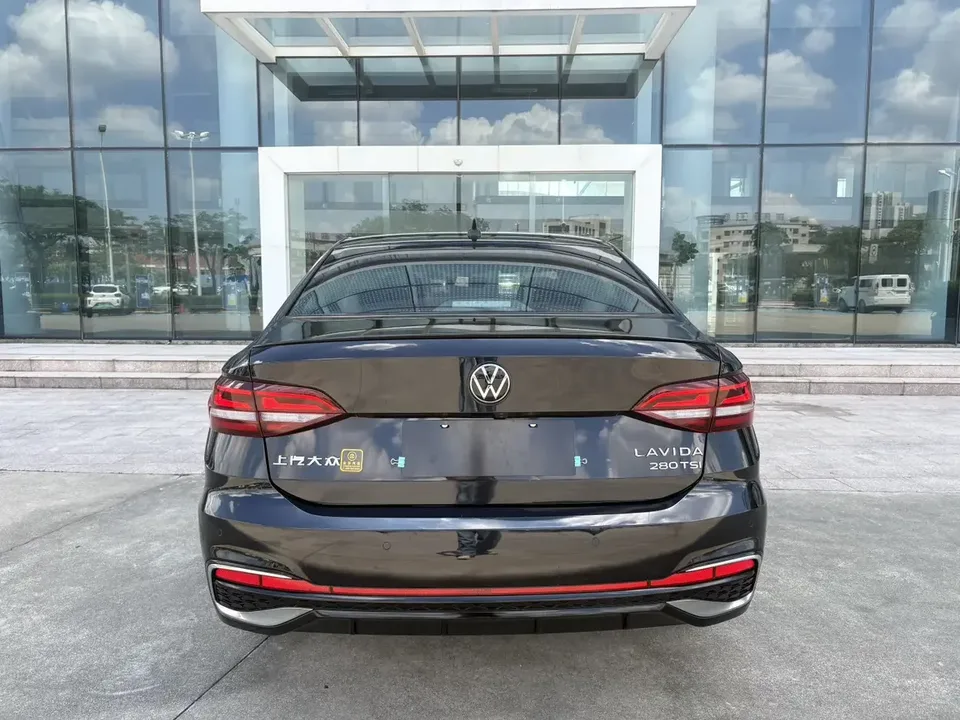 Volkswagen Lavida Lavida 2023 280TSI DSG Starry Sky Edition 2023 — thumbnail 2