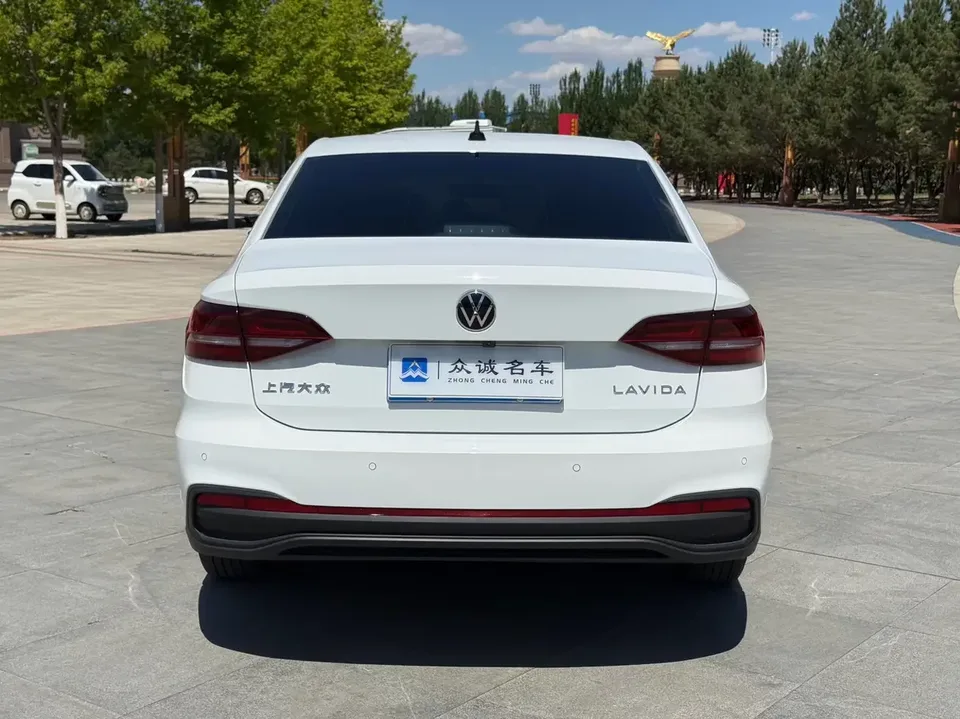 Volkswagen Lavida Lavida 2024 1.5L Automatic Deyi Edition 2024 — thumbnail 2