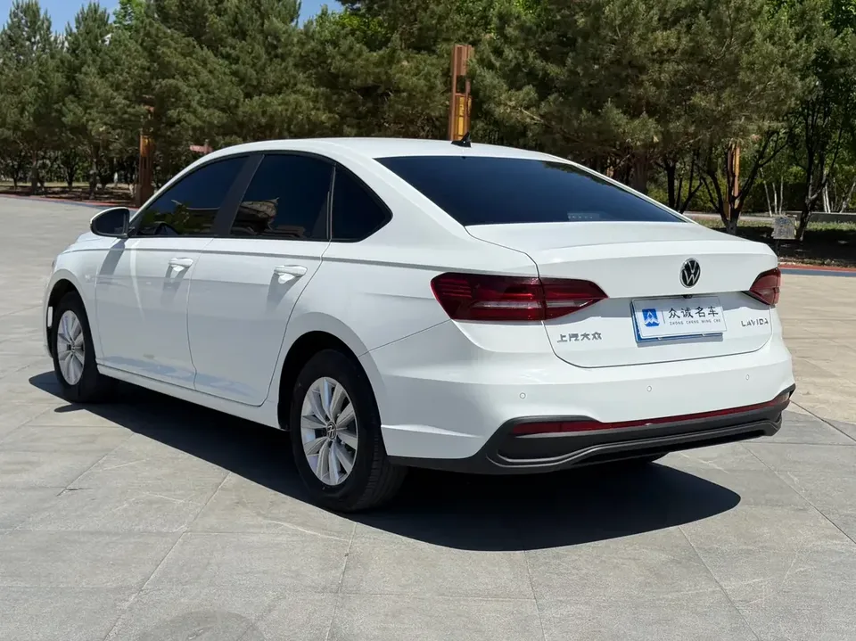 Volkswagen Lavida Lavida 2024 1.5L Automatic Deyi Edition 2024 — thumbnail 4