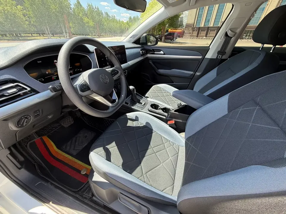 Volkswagen Lavida Lavida 2024 1.5L Automatic Deyi Edition 2024 — thumbnail 5