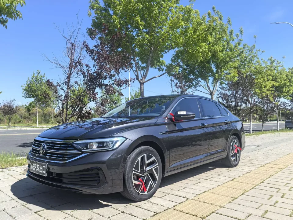 Volkswagen Sagitar Sagitar 2023 280TSI DSG Transcendence Lite 2023 — photo 1, buy with delivery to Moscow