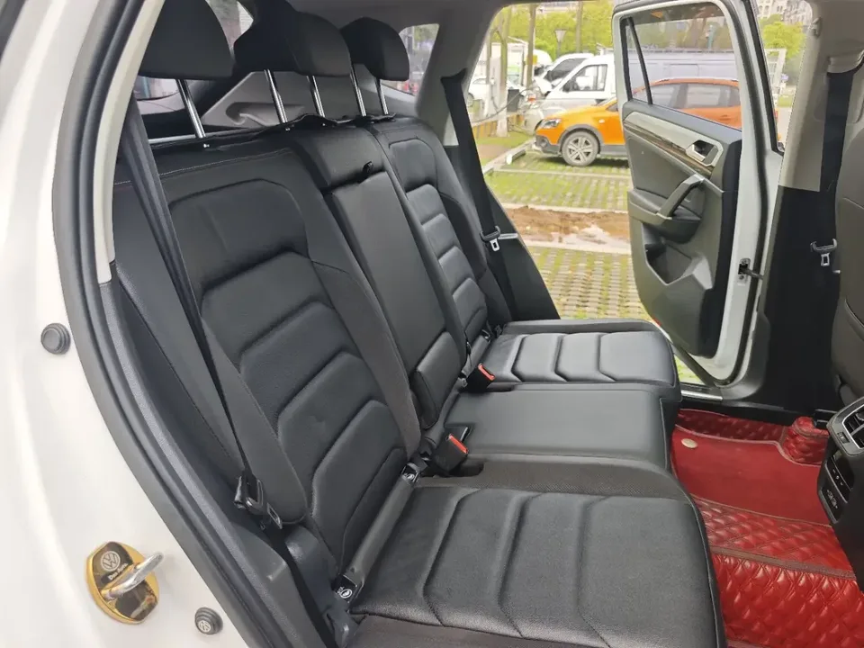 Volkswagen Tayron Tanyue 2022 280TSI 2WD Luxury Smart Edition 2022 — thumbnail 5